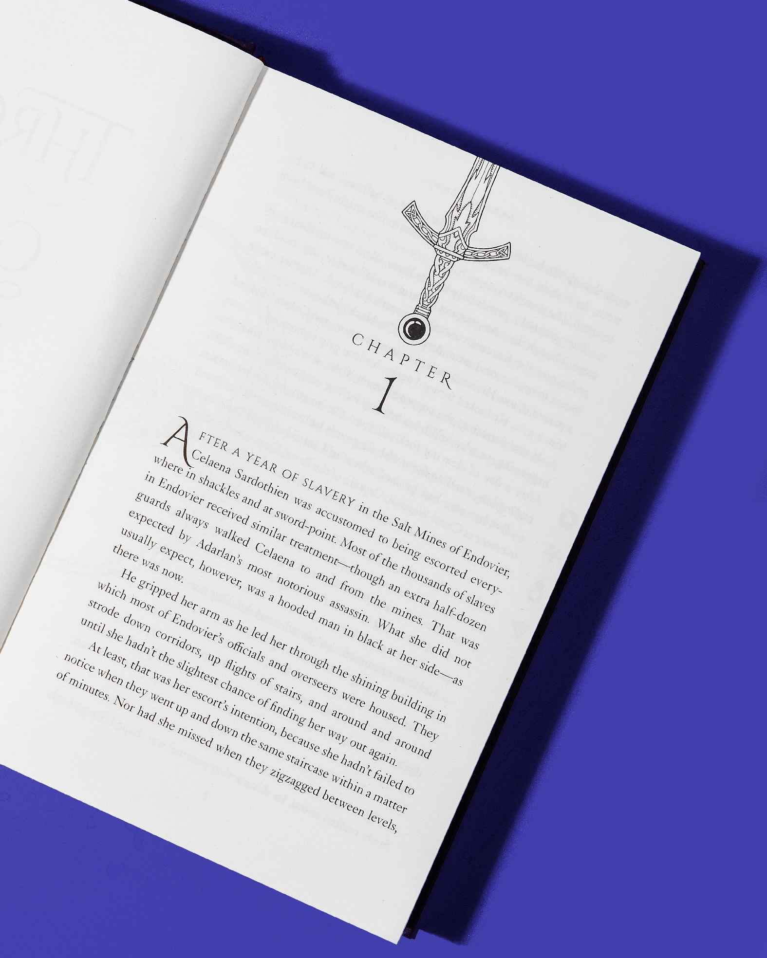 Throne of Glass Collector's Edition