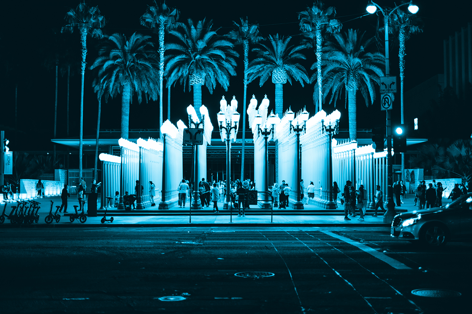 Electric Moons: A Social History of Street Lighting in Los Angeles