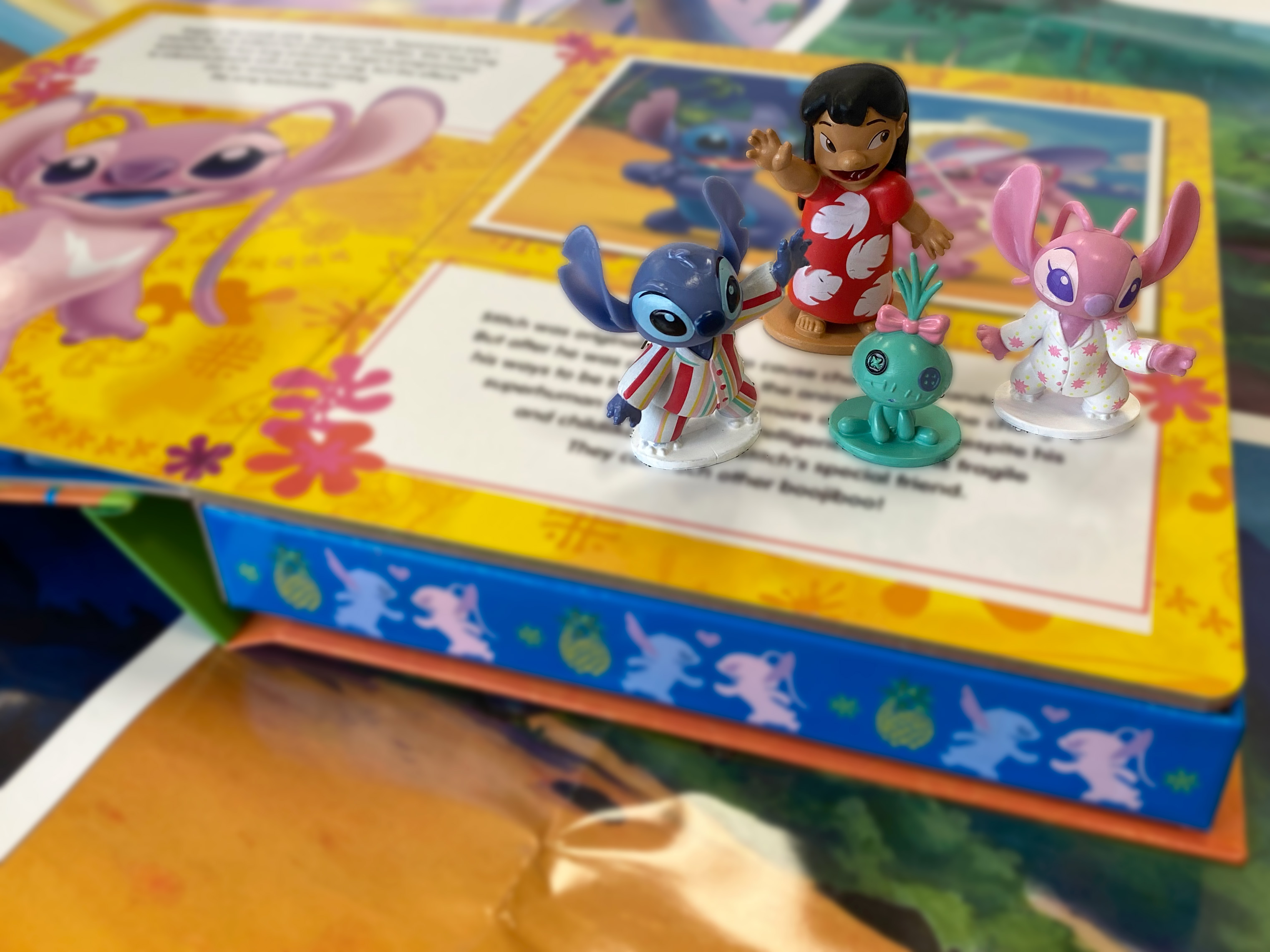 DISNEY STITCH MY BUSY BOOKS