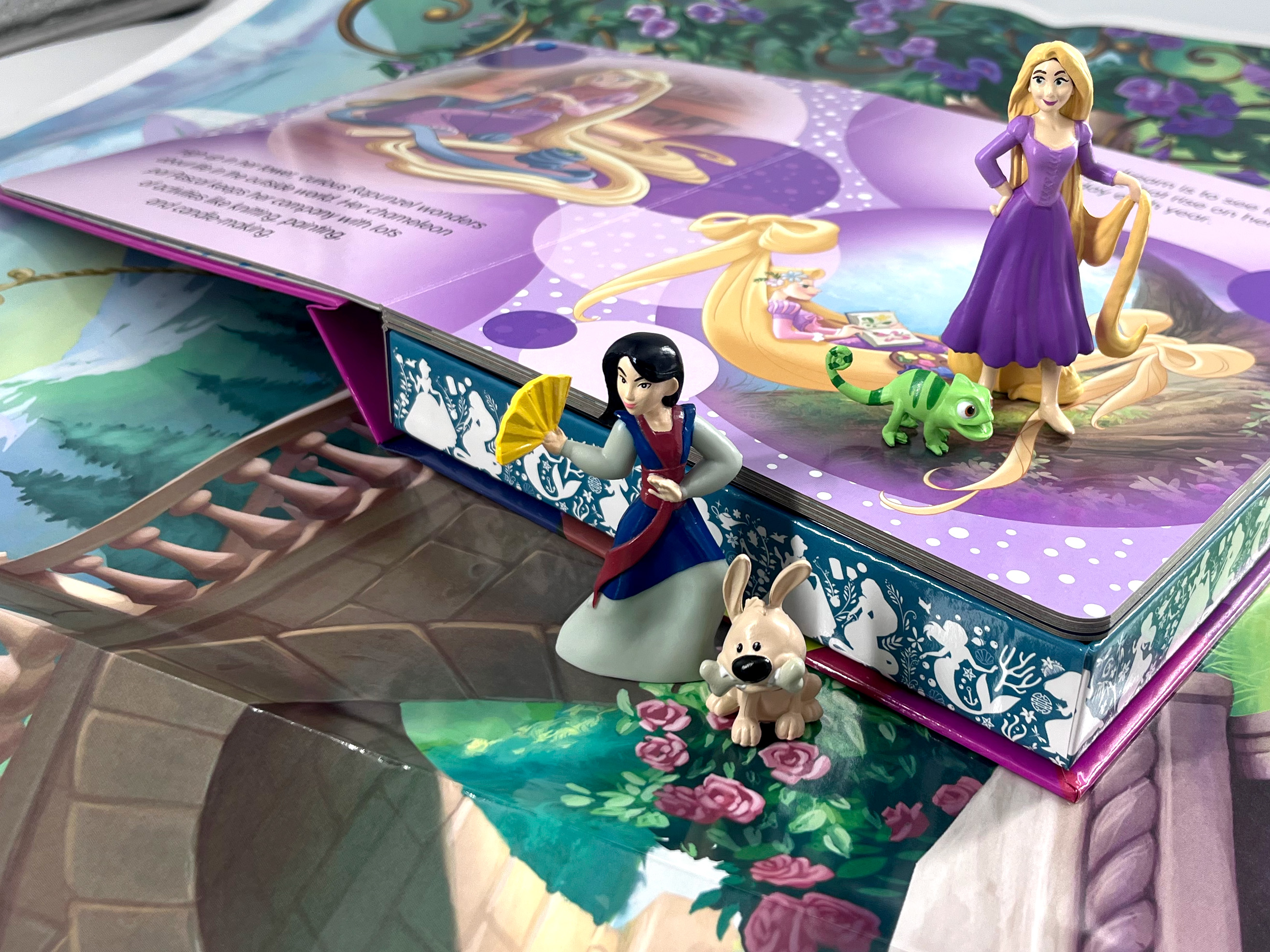 DISNEY PRINCESS 2025 MY BUSY BOOKS