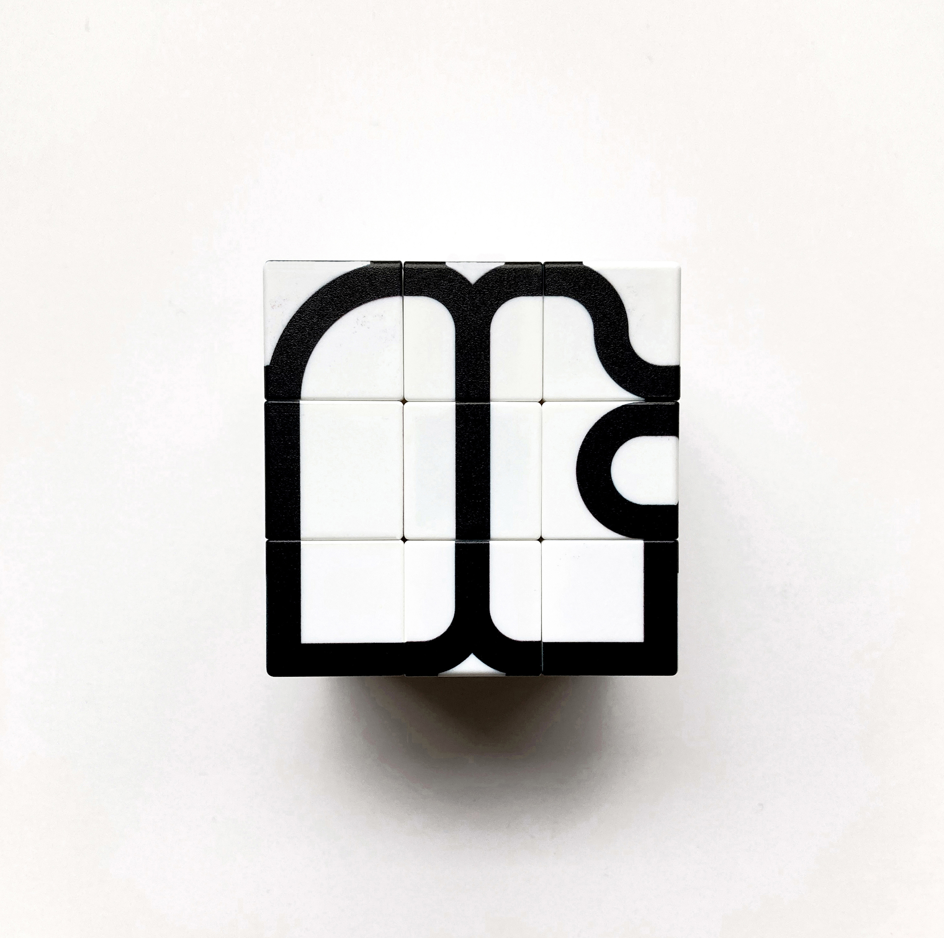 de-sign cube